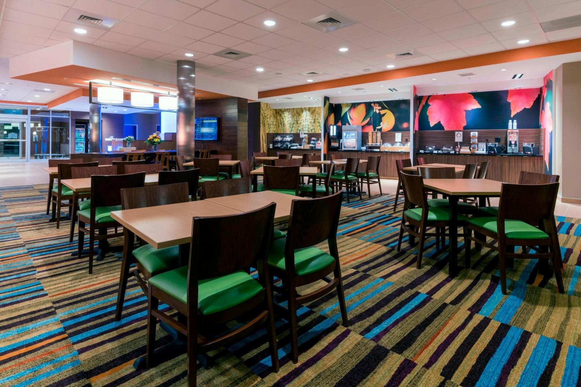 Fairfield Inn & Suites By Marriott Boston Marlborough/Apex Center Экстерьер фото