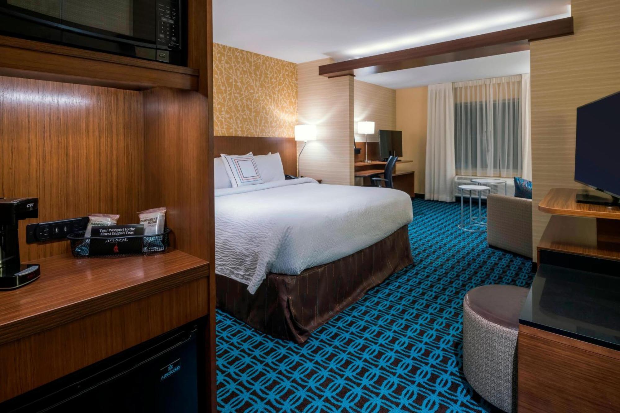 Fairfield Inn & Suites By Marriott Boston Marlborough/Apex Center Экстерьер фото