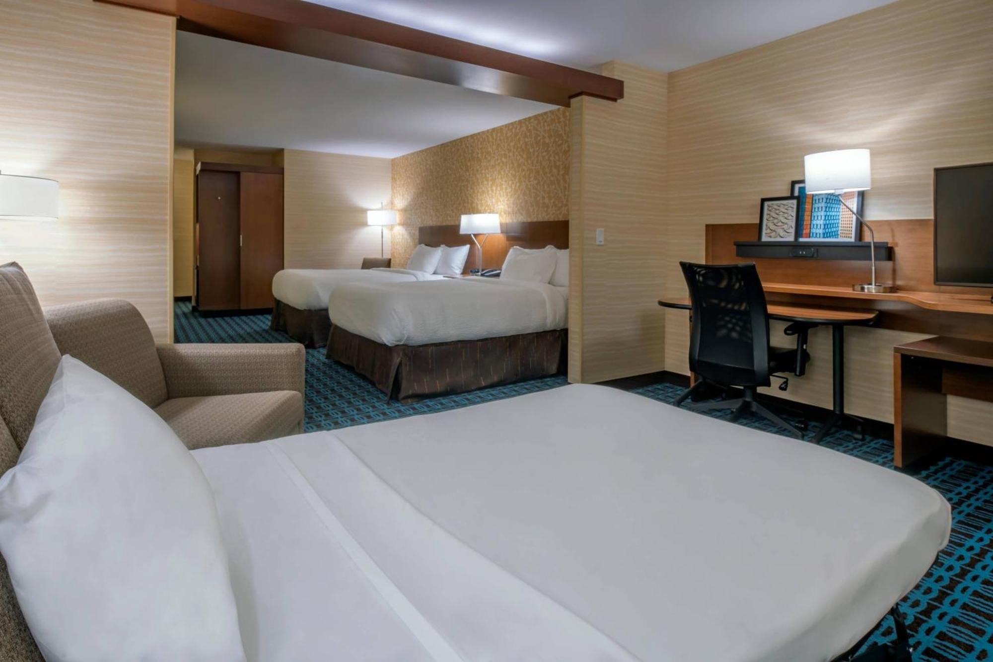 Fairfield Inn & Suites By Marriott Boston Marlborough/Apex Center Экстерьер фото