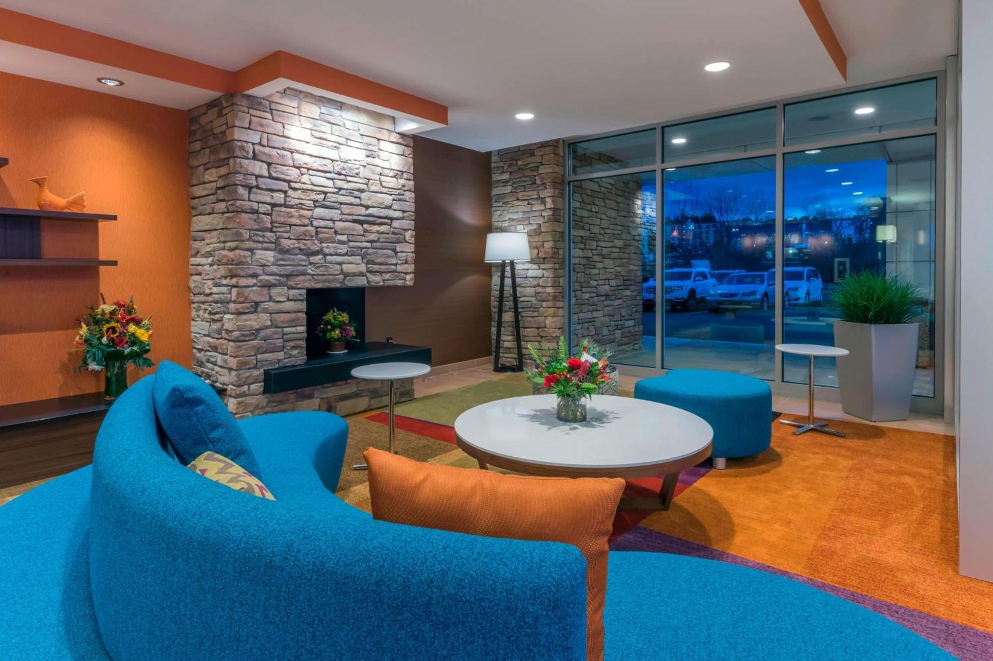 Fairfield Inn & Suites By Marriott Boston Marlborough/Apex Center Экстерьер фото